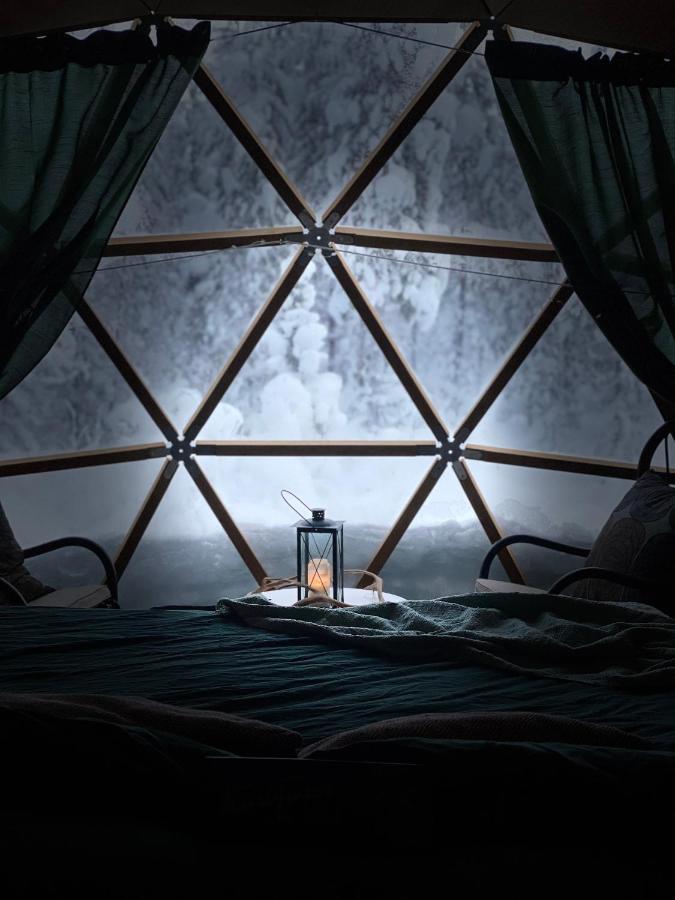 Aurora Igloo Fireplace-Heated Tents In A Secret Forest With Private Jacuzzi And Shared Sauna Bathroom And Dog Friendly Rovaniemi Exterior foto